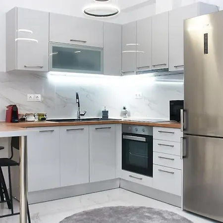 Urban Luxury In The Heart Of Skg Apartment Thessaloniki